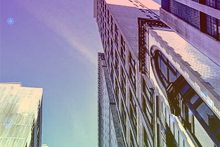 华远地产晚间发布2021年年报