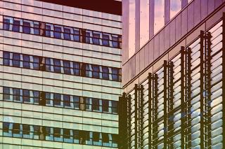 根据相关政策提出的探索实施社区服务个体工商户集中登记模式